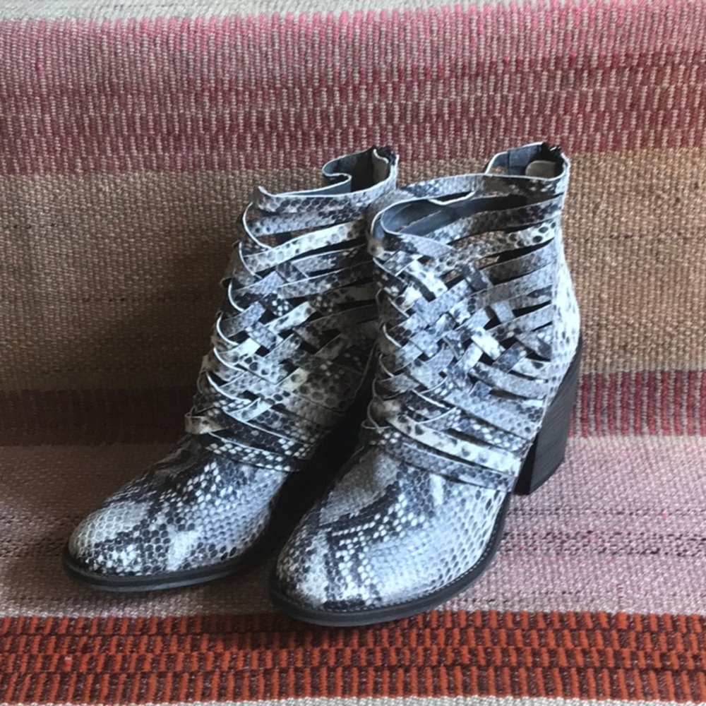 Free People Gray Snakeskin Strappy Ankle Booties